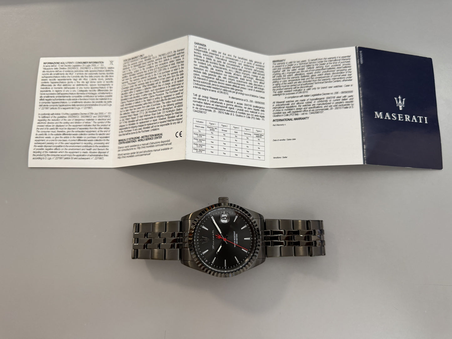 Orologio Uomo Maserati Competizione Solo Tempo in Acciaio Grigio con Datario R8853100054 - Maserati