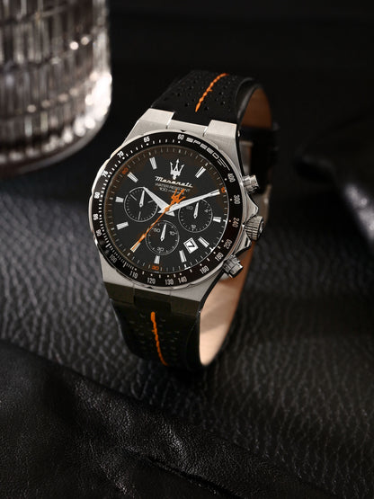 Orologio Uomo Maserati Sfida Cronografo in Acciaio e Cinturino in Pelle Nera R8871640008