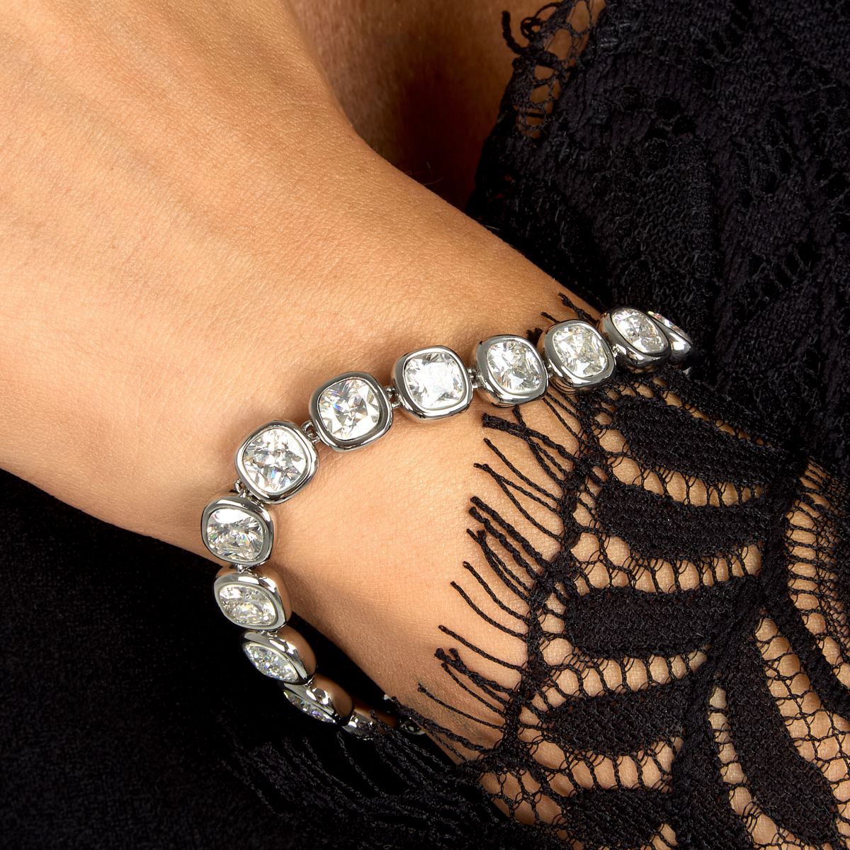 Bracciale Donna Morellato Cristalli Tennis in Acciaio con Cubic Zirconia Bianchi SAZW02 - Arena Gioielli - Morellato